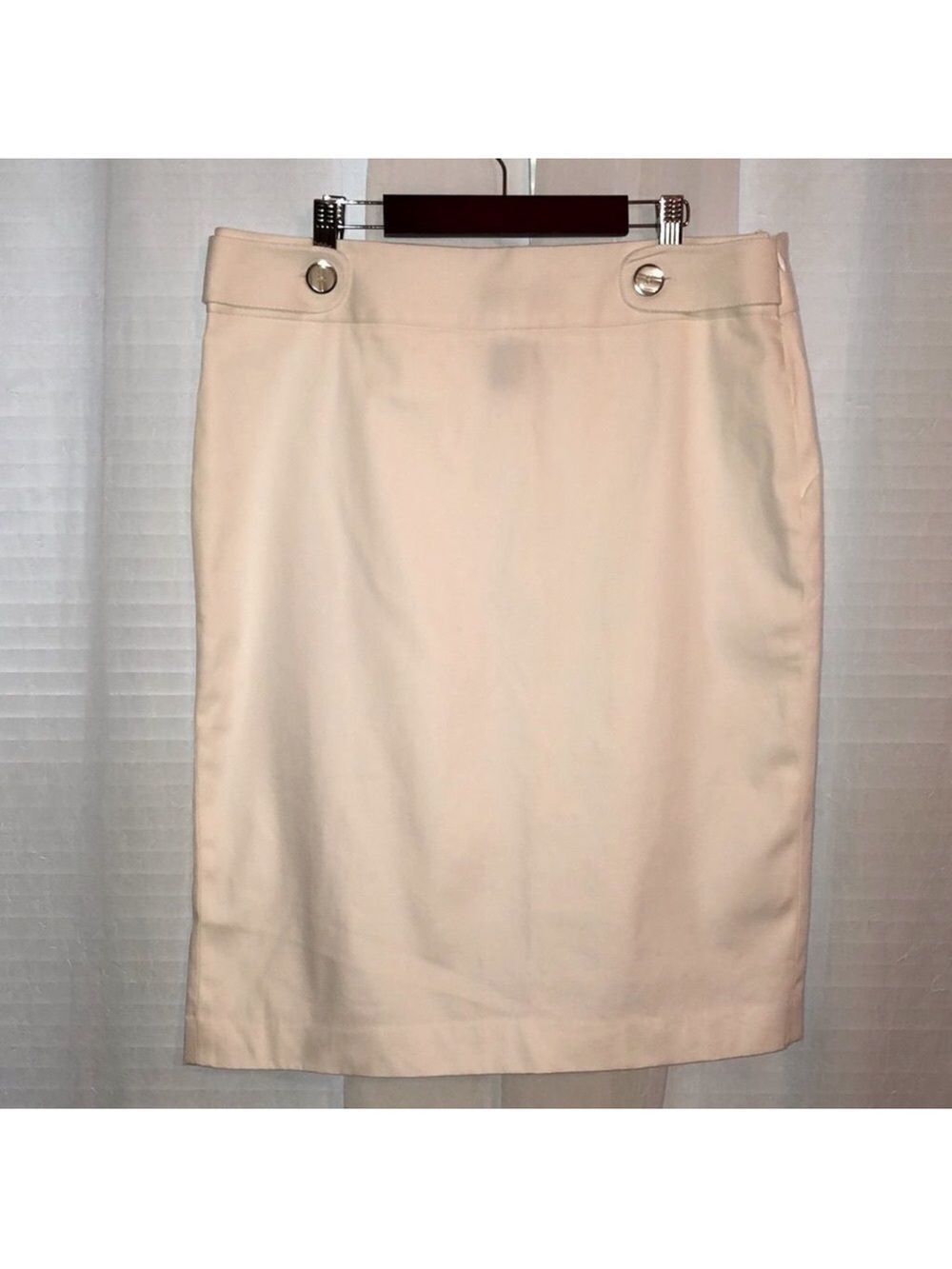 rafaella 10 Cotton Darling White Pencil Skirt with Pleated Back Knee Length